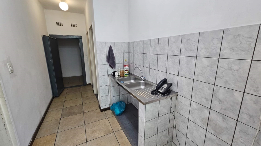 To Let commercial Property for Rent in Parow Industrial Western Cape